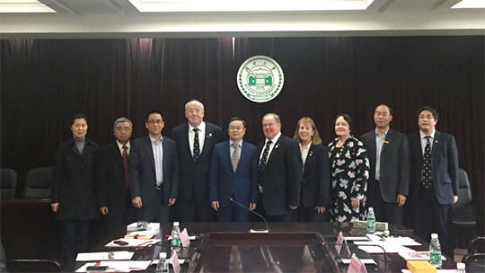 英国切斯特大学代表团访问best365英国体育在线
